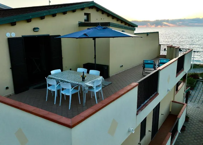 Eolie All'orizzonte Capo dʼOrlando